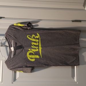 Pink Victoria Secret T SHIRT SIZE S (60%cotton)